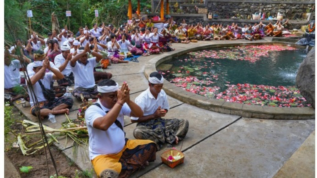 UPACARA MELASPAS TAMAN BEJI PANCORAN EMBAH